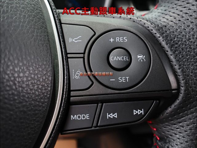 旗艦版✓一手只跑1.2萬✓原鈑件✓原廠保養✓電動椅✓雙電熱椅✓車載系統✓LV2✓盲點✓分區恆溫✓iKEY✓可全貸✓  第14張相片