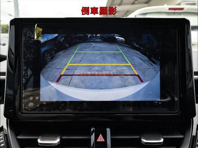 旗艦版✓一手只跑1.2萬✓原鈑件✓原廠保養✓電動椅✓雙電熱椅✓車載系統✓LV2✓盲點✓分區恆溫✓iKEY✓可全貸✓  第17張相片