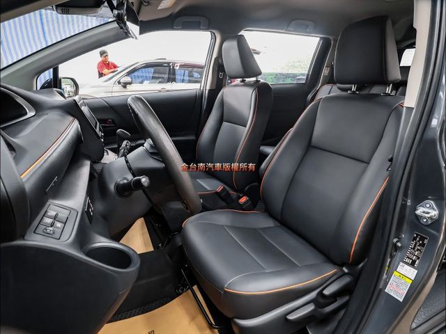 豪華+版✓一手只跑2.7萬✓車況超好✓AEB✓車道偏離✓電動側滑門✓TCS✓定速✓全車八安✓可全貸✓不用殺價就很便宜✓  第9張相片