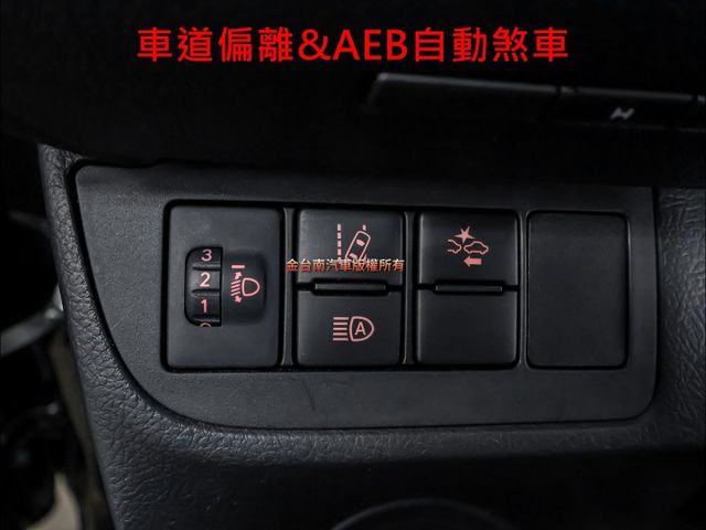 豪華+版✓一手只跑2.7萬✓車況超好✓AEB✓車道偏離✓電動側滑門✓TCS✓定速✓全車八安✓可全貸✓不用殺價就很便宜✓  第12張相片