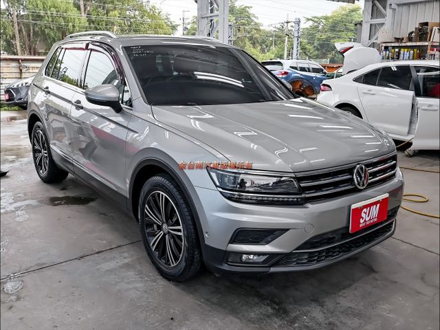 1.4 Elegan版✓只跑6.6萬✓全車原鈑件✓電動尾門✓記憶椅✓環景✓ACC✓AEB✓盲點✓iKEY✓恆溫✓可全貸✓  第4張相片