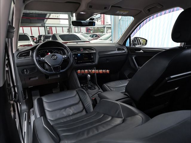 1.4 Elegan版✓只跑6.6萬✓全車原鈑件✓電動尾門✓記憶椅✓環景✓ACC✓AEB✓盲點✓iKEY✓恆溫✓可全貸✓  第10張相片