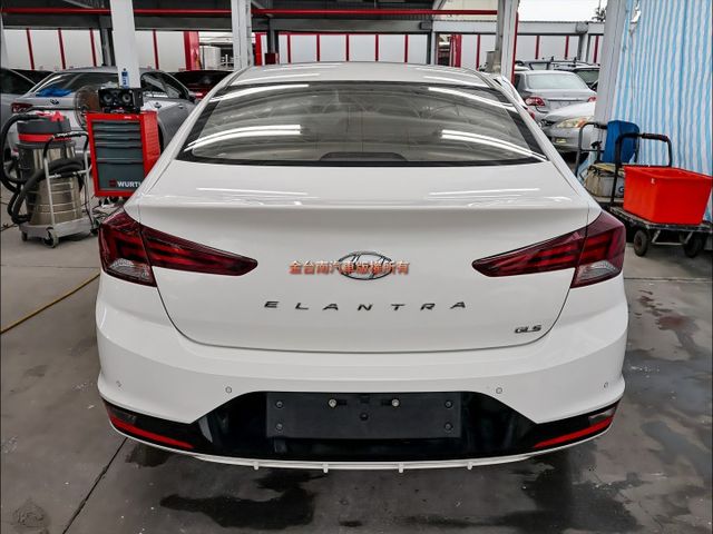 21年式✓一手車只跑6.4萬✓車況優✓原廠保養✓循跡防滑✓ABS✓全車六安✓可全貸✓不用殺價就很便宜✓代步通勤好選擇✓  第3張相片