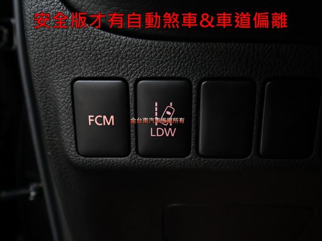 安全型✓22年式12月出廠領牌✓一手只跑6萬✓全車原鈑件✓ACC✓AEB✓車道偏離✓倒車顯影✓NAVI✓可全貸✓  第12張相片