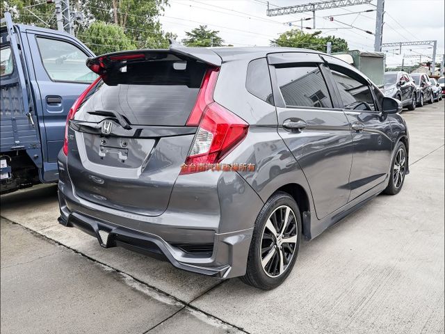 S版✓全車原鈑件✓里程保證✓加裝前霧燈✓iKEY✓定速✓恆溫✓倒車顯影✓換檔快撥✓可全貸✓不用殺價就很便宜✓  第3張相片