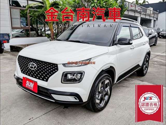 GLB✓只跑3.5萬✓AEB✓車道偏離✓原廠保養✓定速✓iKEY✓衛星導航✓恆溫✓六安✓里程保證✓可全貸!  第1張相片