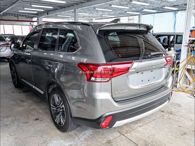 S-AWC版✓4WD✓一手車✓車況優✓電動座椅✓車載系統✓原廠保養✓ACC✓AEB✓盲點✓車道偏離✓iKEY✓可全貸✓  第2張相片