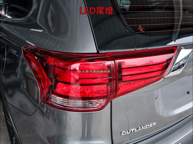 S-AWC版✓4WD✓一手車✓車況優✓電動座椅✓車載系統✓原廠保養✓ACC✓AEB✓盲點✓車道偏離✓iKEY✓可全貸✓  第6張相片