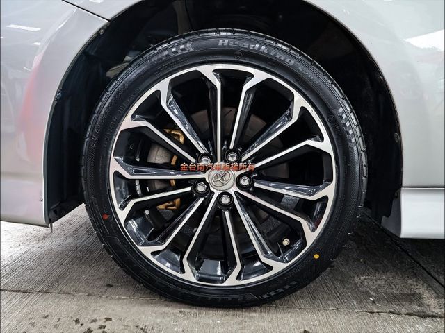 E版✓安卓影音✓環景倒車顯影✓皮椅✓定速系統✓後座出風口✓ABS✓雙安✓少跑里程保證✓車況超好✓可全貸✓不用殺價就很便宜  第8張相片