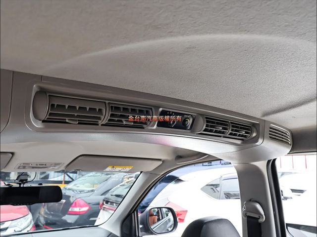 精緻版✓車況優✓雙色內裝✓定速✓中冷✓TCS✓ABS✓雙安✓少跑✓里程保證✓附全額發票✓可全貸✓不用殺價就很便宜✓  第13張相片
