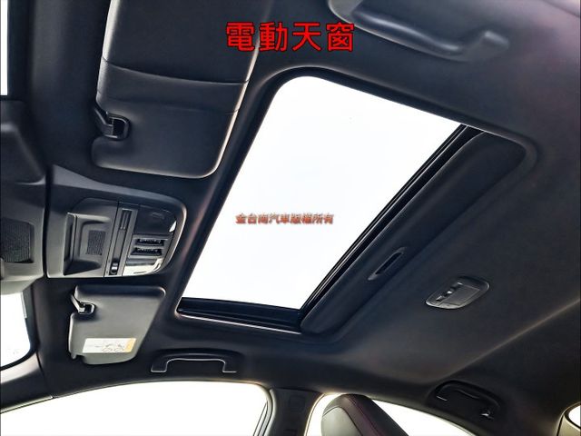 25年領牌✓一手車✓只跑2.3萬✓4WD✓275匹馬力✓天窗✓記憶椅✓LV2✓原廠影音✓車載系統✓可全貸✓  第13張相片