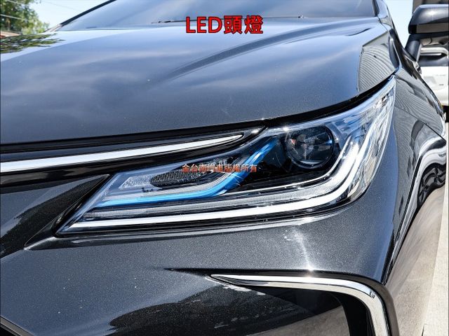 油電旗艦版✓一手只跑5.6萬✓全車原板件✓電動椅✓環景✓LV2安全輔助✓盲點✓AEB✓抬頭顯示器✓可全貸✓  第6張相片
