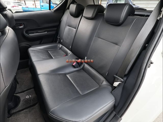 只跑5.8萬✓車況優✓盲點✓定速✓iKEY✓恆溫✓循跡防滑✓全車九安✓里程保證✓可全貸✓不用殺價就很便宜✓  第11張相片