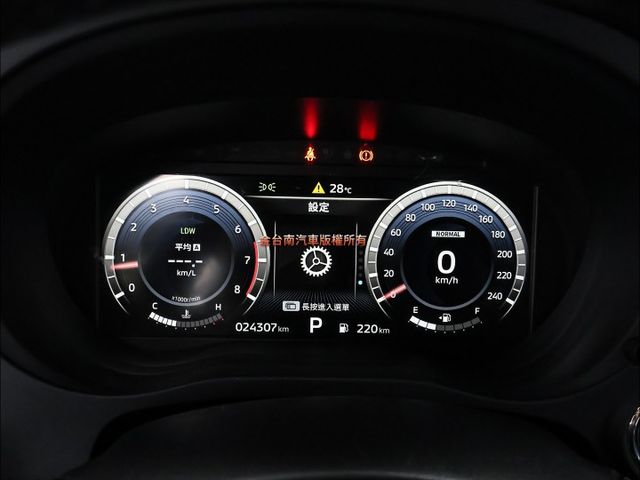 21年式✓旗艦版✓一手只跑2.4萬✓4WD✓原鈑件✓電動座椅✓ACC✓AEB✓盲點✓車道偏離✓分區恆溫✓iKEY✓可全貸  第15張相片