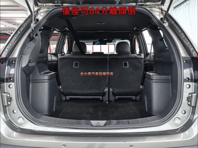 21年式✓旗艦版✓一手只跑2.4萬✓4WD✓原鈑件✓電動座椅✓ACC✓AEB✓盲點✓車道偏離✓分區恆溫✓iKEY✓可全貸  第18張相片
