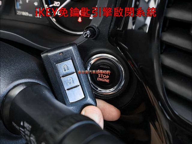 5+2人座✓時尚型✓衛星導航✓倒車顯影✓iKEY✓恆溫空調✓前座雙安✓里程保證✓車況超好✓可全貸✓不用殺價就很便宜✓  第13張相片