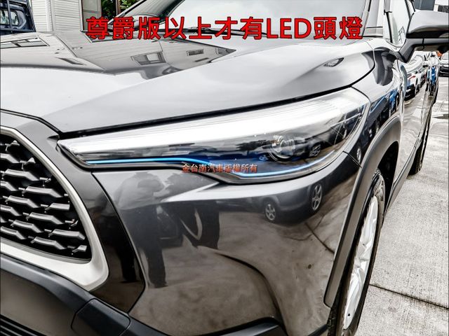 尊爵版✓一手車✓原鈑件✓環景✓盲點✓LED頭尾燈✓衛星導航✓iKEY✓ACC✓AEB✓車道維持✓可全貸!  第6張相片