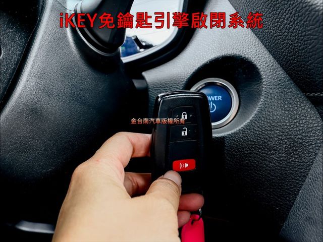 尊爵版✓一手車✓原鈑件✓環景✓盲點✓LED頭尾燈✓衛星導航✓iKEY✓ACC✓AEB✓車道維持✓可全貸!  第18張相片