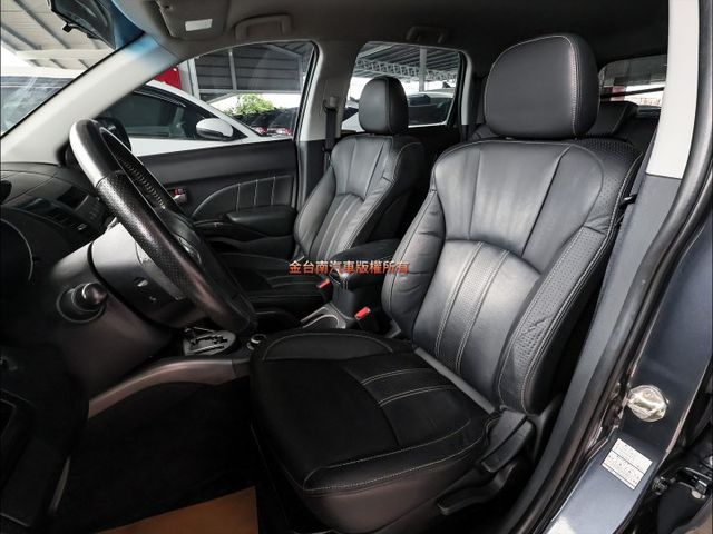 尊貴型✓4WD✓只跑14.1萬✓車況優✓定速✓恆溫✓TCS✓ABS✓雙安✓里程保證✓可全貸✓不用殺價就很便宜✓  第10張相片