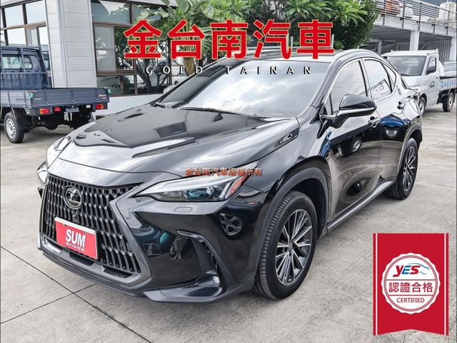 200豪華版✓一手車✓原鈑件✓電動尾門✓環景✓雙電動椅✓LV2✓盲點✓雙電熱椅✓車載系統✓HUD✓分區恆溫✓里程保證✓  第1張相片