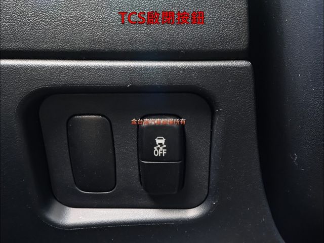 精緻型✓一手只跑2.5萬✓全車原板件✓中冷✓TCS✓定速✓鋁圈✓雙安✓附全額發票✓可全貸✓不用殺價就很便宜✓  第12張相片