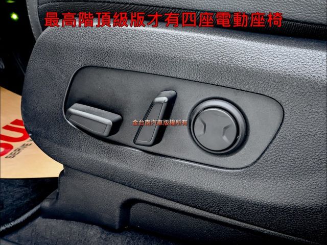 10月領原廠保固中✓七人座最高頂級✓只跑1.6萬✓原鈑件✓全景天窗✓四座冷熱通風電動椅✓LV2✓BOSE✓雙側滑門✓  第11張相片