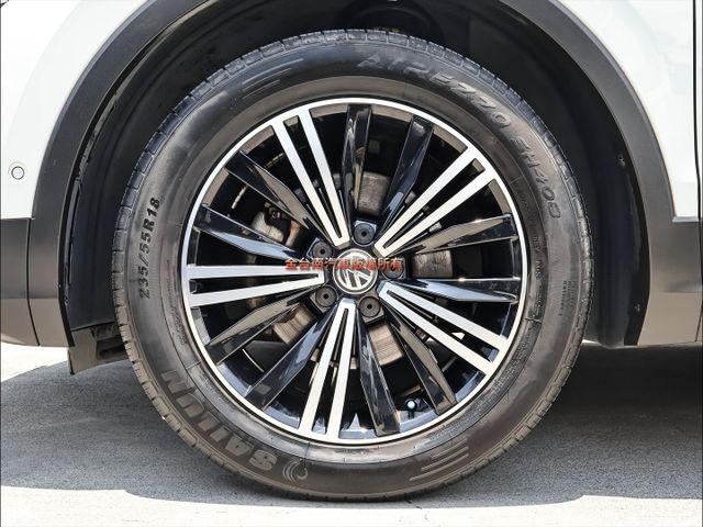 1.4 Elegance✓只跑7.3萬✓原鈑件✓電動尾門✓記憶座椅✓LV2✓盲點✓環景✓車載系統✓電熱椅✓分區恆溫✓可全  第7張相片