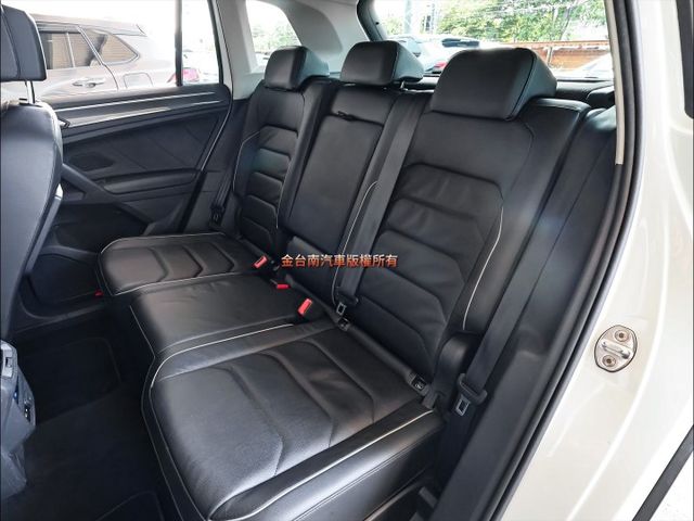 1.4 Elegance✓只跑7.3萬✓原鈑件✓電動尾門✓記憶座椅✓LV2✓盲點✓環景✓車載系統✓電熱椅✓分區恆溫✓可全  第9張相片