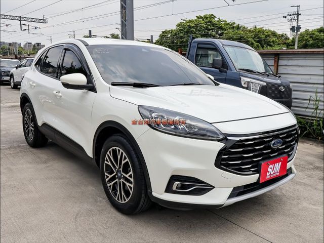 時尚版✓一手車✓車況優✓電動座椅✓環景✓LV2✓車載系統✓原廠NAVI✓iKEY✓雙區恆溫✓里程保證✓可全貸✓  第4張相片