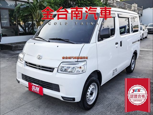 26年式✓手排廂式✓一手只跑1萬✓全車原鈑件✓原廠保養✓安卓影音✓ABS✓TCS✓LED頭燈✓雙安✓附全額發票✓  第1張相片