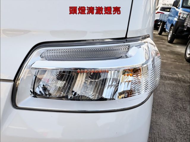 26年式✓手排廂式✓一手只跑1萬✓全車原鈑件✓原廠保養✓安卓影音✓ABS✓TCS✓LED頭燈✓雙安✓附全額發票✓  第7張相片