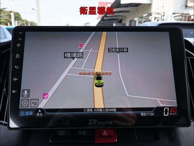 26年式✓手排廂式✓一手只跑1萬✓全車原鈑件✓原廠保養✓安卓影音✓ABS✓TCS✓LED頭燈✓雙安✓附全額發票✓  第19張相片