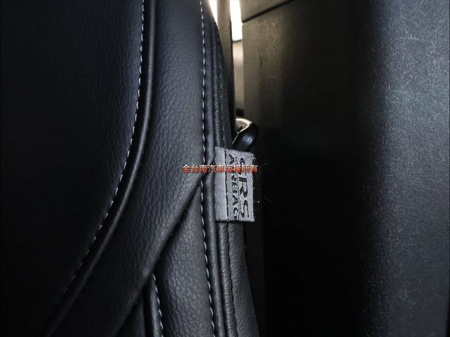 安全型✓只跑4.8萬✓原鈑件✓ACC✓AEB✓循跡防滑✓恆溫✓七安✓可全貸✓不用殺價就很便宜✓  第18張相片