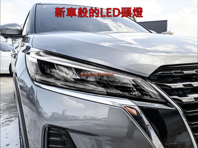 一手車✓只跑8千✓原廠保養✓全車原鈑件✓環景✓車載系統✓ACC✓AEB✓車道偏離✓iKEY✓可全貸✓不用殺價就很便宜✓  第5張相片
