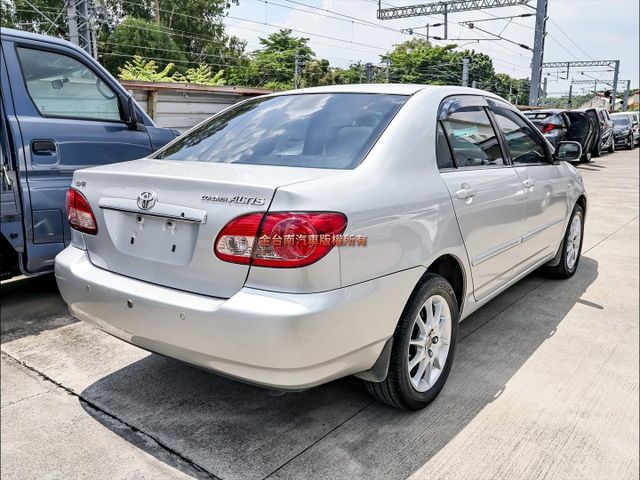 國民神車✓1.8 E版✓一年只跑1.1萬✓全車原鈑件✓ABS✓恆溫✓電動收折後視鏡✓可全貸✓代步通勤好選擇✓  第4張相片