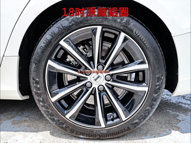 T8-P✓插電式油電✓25/3領牌✓一手只跑1.6萬✓全車原鈑件✓雙電動椅✓HK音響✓LV2✓環景✓車載系統✓可全貸✓  第7張相片