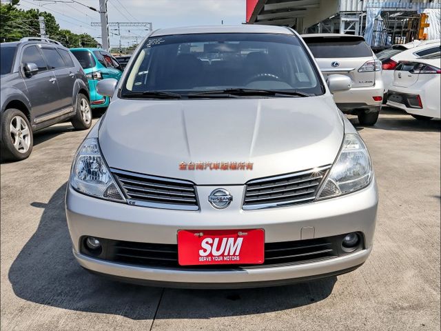 1.8B版✓只跑6.4萬✓車況優✓原廠保養✓iKEY✓恆溫✓抬頭顯示器✓前座雙安✓可全貸✓不用殺價就很便宜✓  第6張相片
