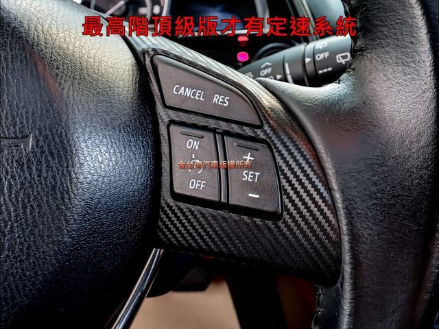 17年式✓最高階頂級版✓四輪剛換✓跑4.9萬✓原鈑件✓天窗✓定速✓HUD✓盲點✓iKEY✓選配衛星導航✓LED頭尾燈✓  第13張相片