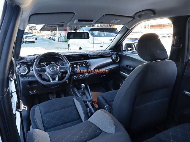 一手車✓只跑1.3萬✓原廠保養✓全車原鈑件✓車載系統✓四安✓可全貸✓不用殺價就很便宜✓  第13張相片
