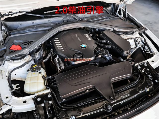 總代理✓318D✓16年式小改款✓一手原廠保養✓LED頭燈✓iKEY✓雙電動椅✓倒車顯影✓TCS✓全車六安✓  第20張相片