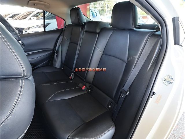 豪華影音特仕版✓一手只跑2.7萬✓車況優✓環景✓ACC✓車道維持✓AEB✓恆溫✓九安✓可全貸✓不用殺價就很便宜✓  第11張相片
