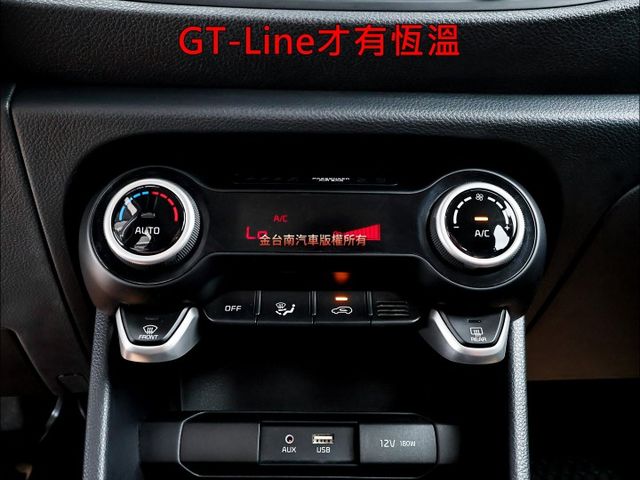 GT-LINE✓20年式20年領牌✓一手只跑3萬✓原廠保養✓全車原鈑件✓AEB✓外觀套件✓iKEY✓影音✓恆溫✓可全貸✓  第17張相片