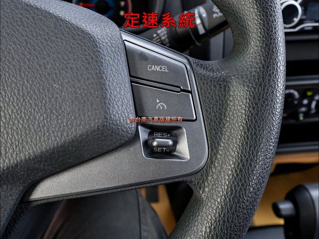 自排框式✓23/12領牌✓一手只跑2.4萬✓全車原鈑件✓TCS✓ABS✓定速✓電動後視鏡✓附全額發票✓可全貸✓  第11張相片