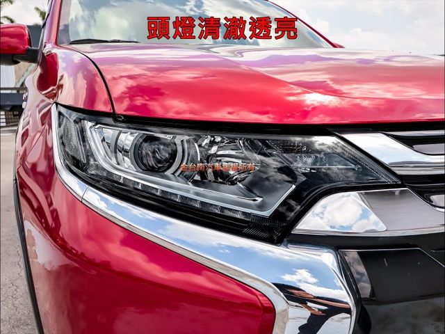 安全型✓22年式✓一手車✓原廠保養✓里程保證✓ACC✓AEB✓車道偏離✓恆溫✓TCS✓全車七安✓可全貸✓不用殺價就很便宜  第7張相片