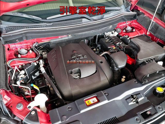 安全型✓22年式✓一手車✓原廠保養✓里程保證✓ACC✓AEB✓車道偏離✓恆溫✓TCS✓全車七安✓可全貸✓不用殺價就很便宜  第20張相片