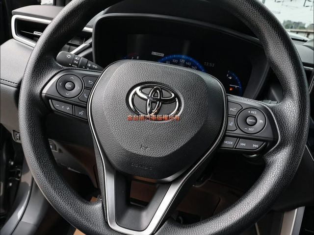 尊爵影音特仕版✓一手只跑2萬✓原鈑件✓原廠保養✓LV2✓盲點✓AEB✓車載系統✓抬頭顯示器✓恆溫✓iKEY✓可全貸✓  第12張相片