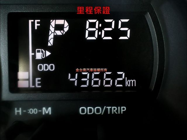 自排廂式✓一手只跑4.3萬✓全車原鈑件✓原廠保養✓中冷✓ABS✓TCS✓LED頭燈✓雙安✓附全額發票✓可全貸✓  第17張相片