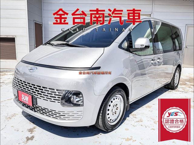 九人座✓一手車✓只跑4萬✓原厰保養✓全車原鈑件✓倒車顯影✓TCS✓雙安✓電子手煞車✓附全額發票✓可全貸✓  第1張相片