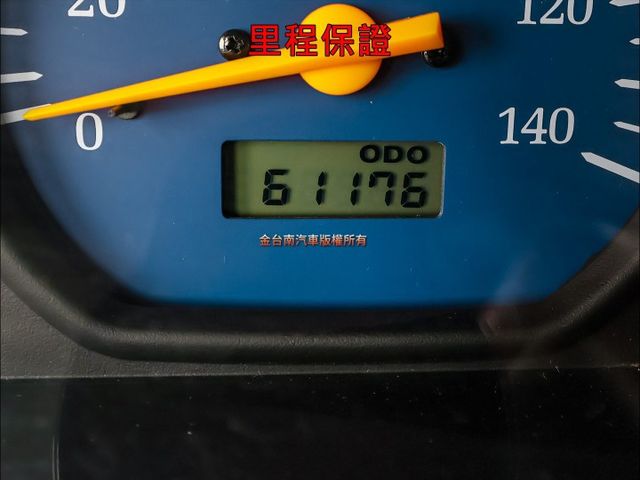 白鐵斗✓帆布三面開✓只跑6萬✓里程保證✓全車原板件✓倒車顯影✓電動窗✓附全額發票✓可全貸✓事業打拼好幫手✓  第10張相片