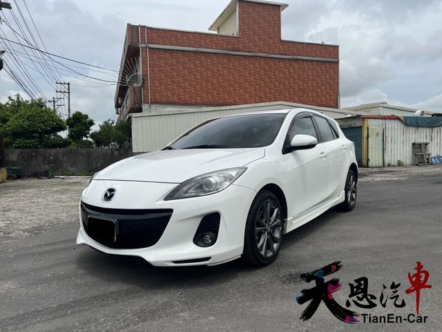 MAZDA MAZDA 3  第1張相片